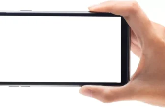 What’s the Difference Between AMOLED and LCD Displays?